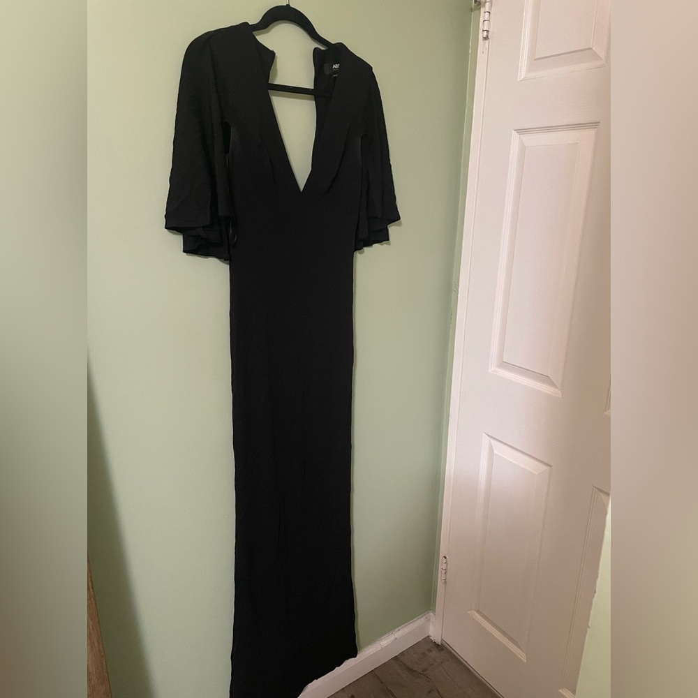 Elegant Gown with Cape Sleeves